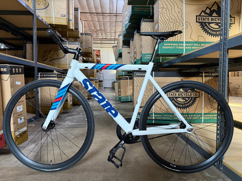 #1478 – 6061 Black Label v3 | Rally Livery / Riser Bars (Size 55cm. Like-New / Open Box Condition)